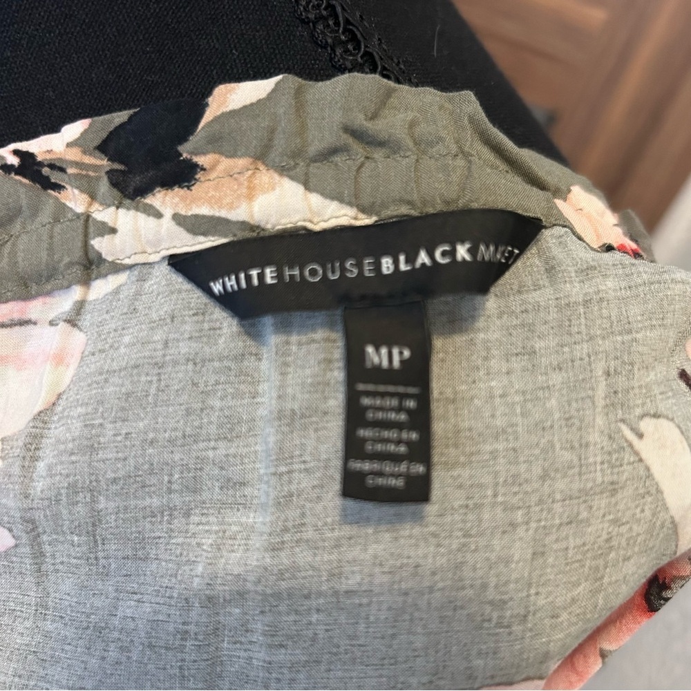White House Black Market Boho Floral Off-Shoulder Olive Green Blouse Size MP - Picture 6 of 7